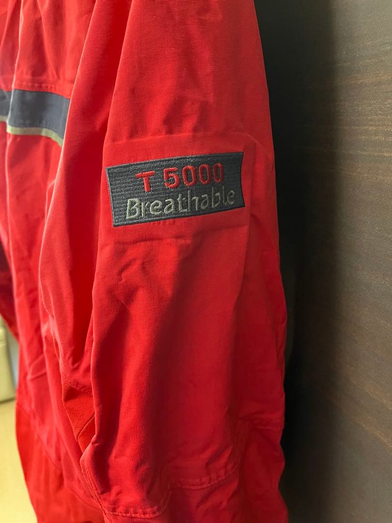 XM Yachting 防水ジャケット と　パンツ　レッド　信頼の本場イギリス製