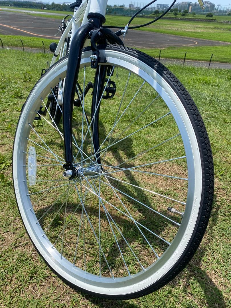 組立済み！美品　クロスバイク　GRAPHIS 24インチ　6段変速　ホワイト