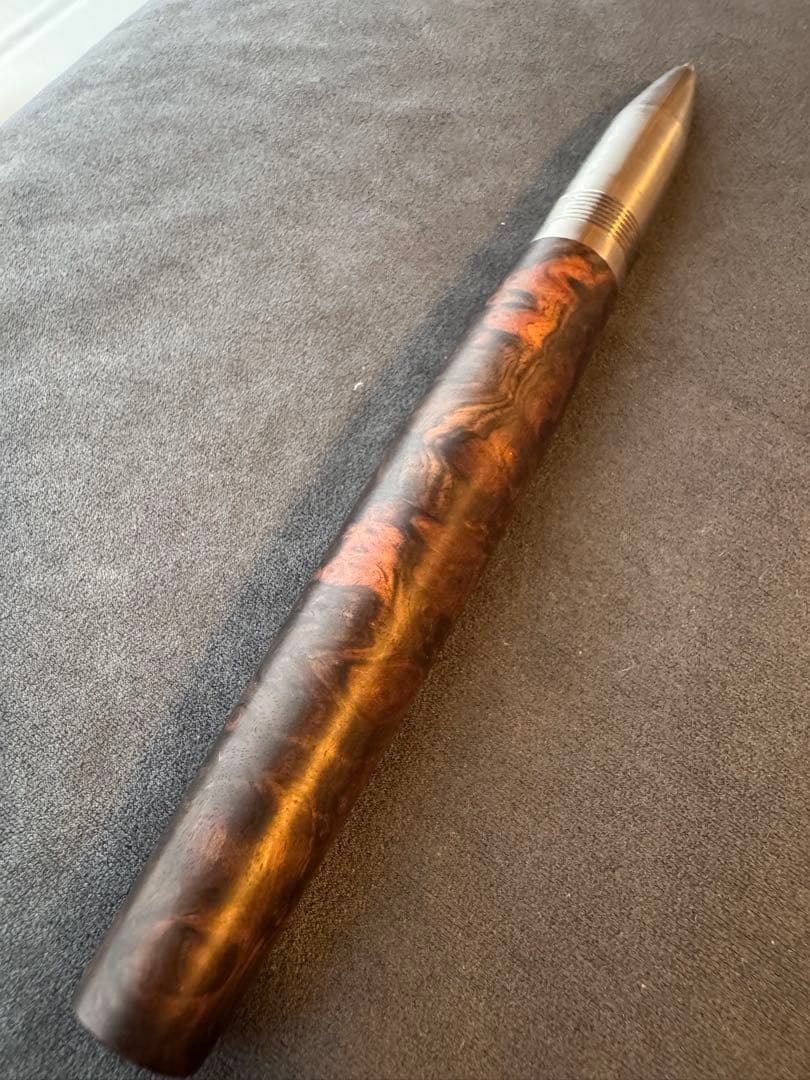 工房楔　クローズドエンド楔　チタンボールペンカスタム　黒檀こぶ杢