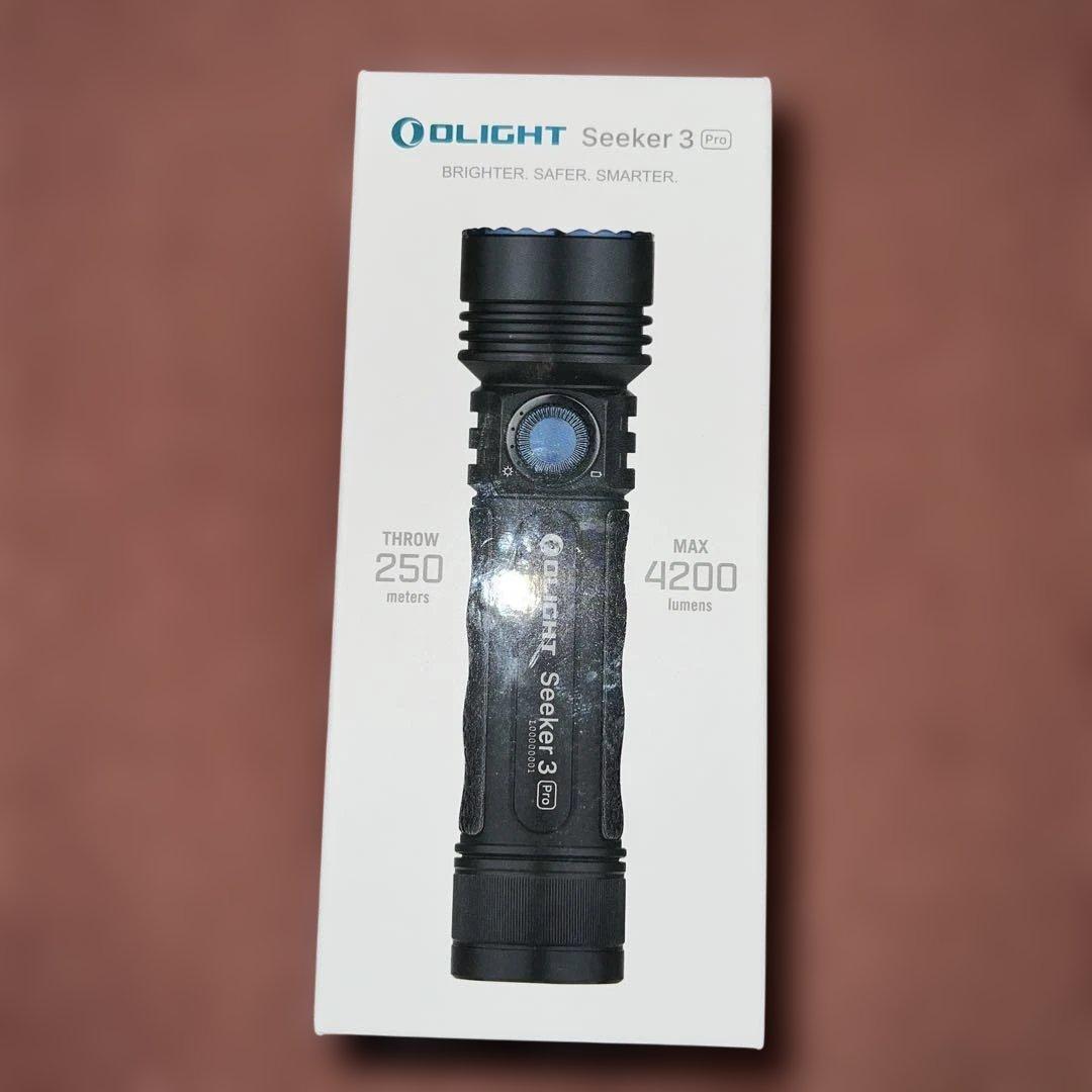 OLIGHT seeker3 pro未使用美品