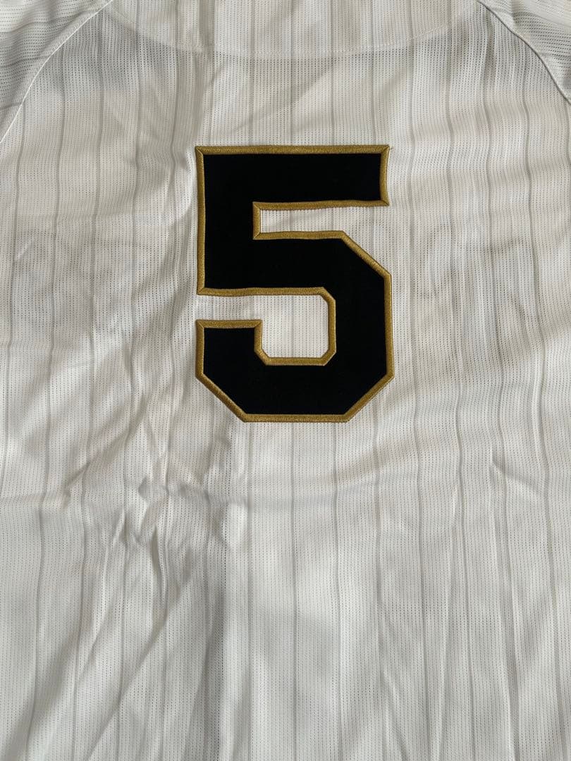 阪神 ユニフォーム 5 近本光司選手 ユニフォーム