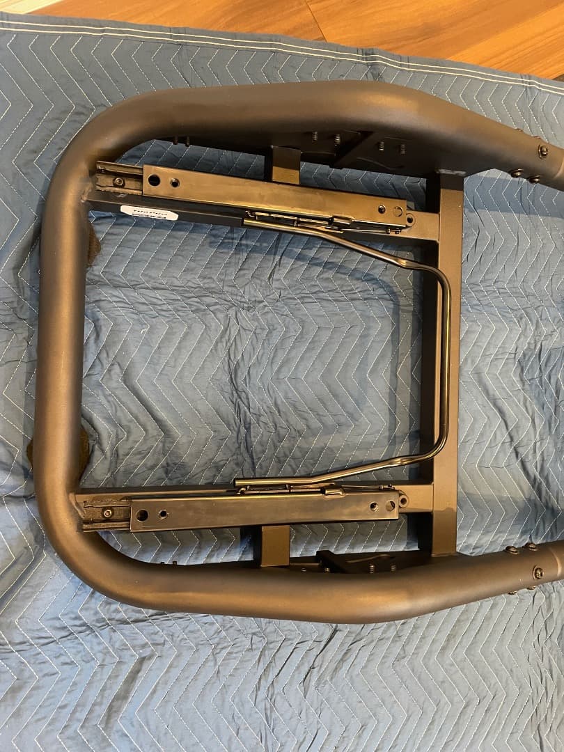 TR8 Pro レーシングコックピット 国内正規品