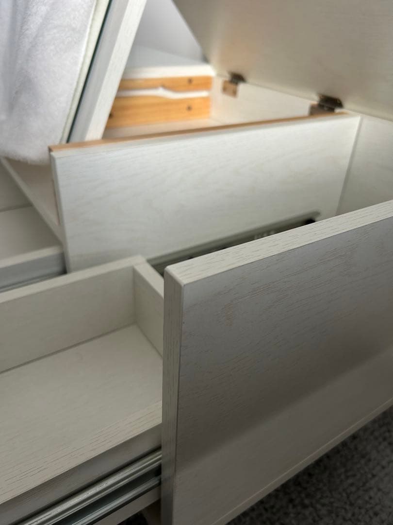 LOWYA 可動ミラー付き ローテーブル／ドレッサー兼用／収納付き／美品