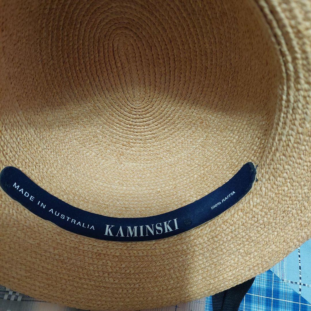 つばの形が可愛いヘレンカミンスキー ラフィア・麦わら帽子