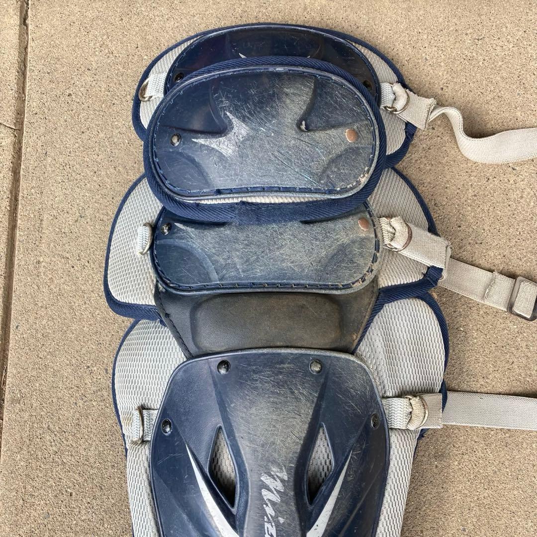 【最終値下げ！】ミズノプロ　硬式キャッチャー用プロテクター　レガース