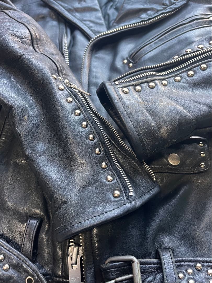 スタッズ ライダースジャケット 鋲ジャン