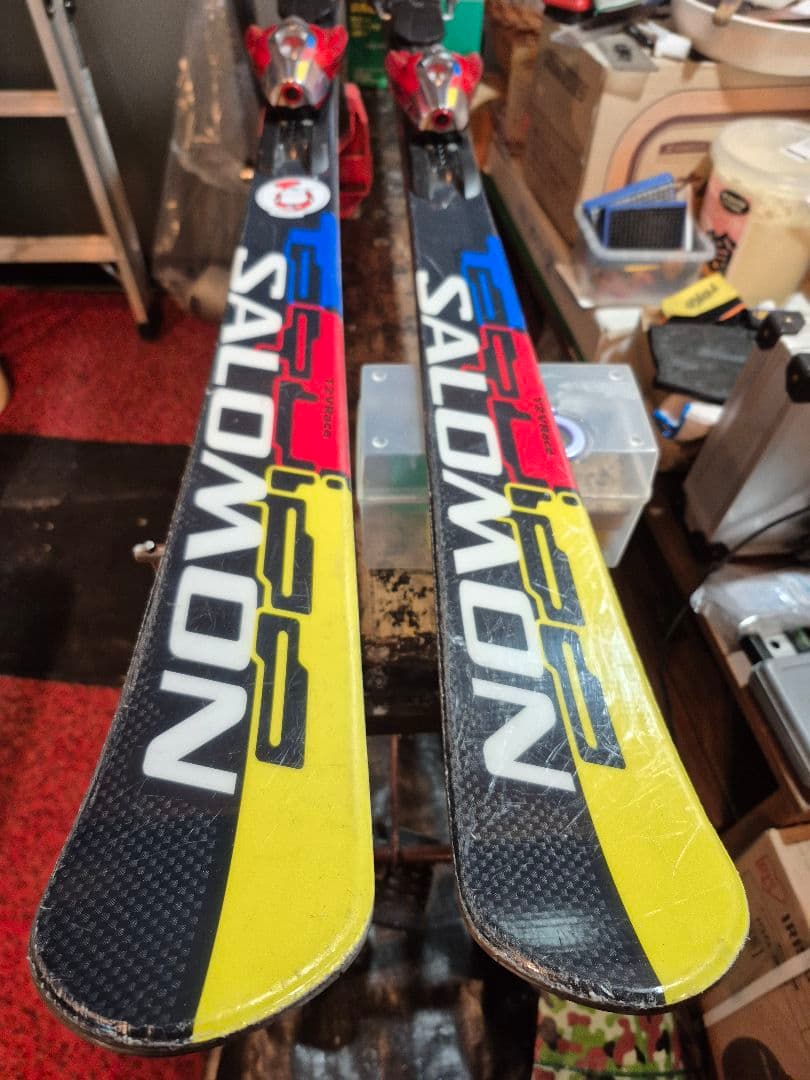 SALOMON RACE スキー板 ストックとセットストック長さ90cm