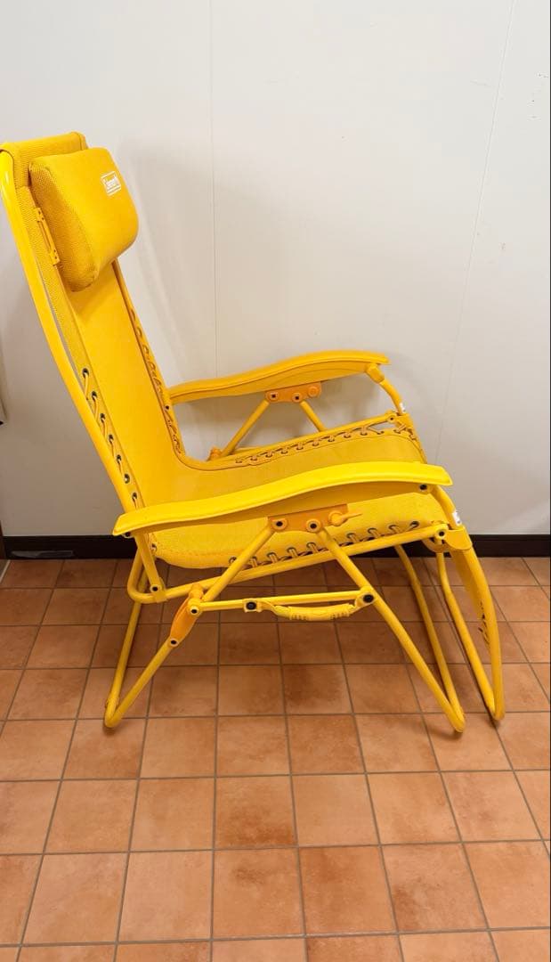 Coleman イエロー リクライニングチェア