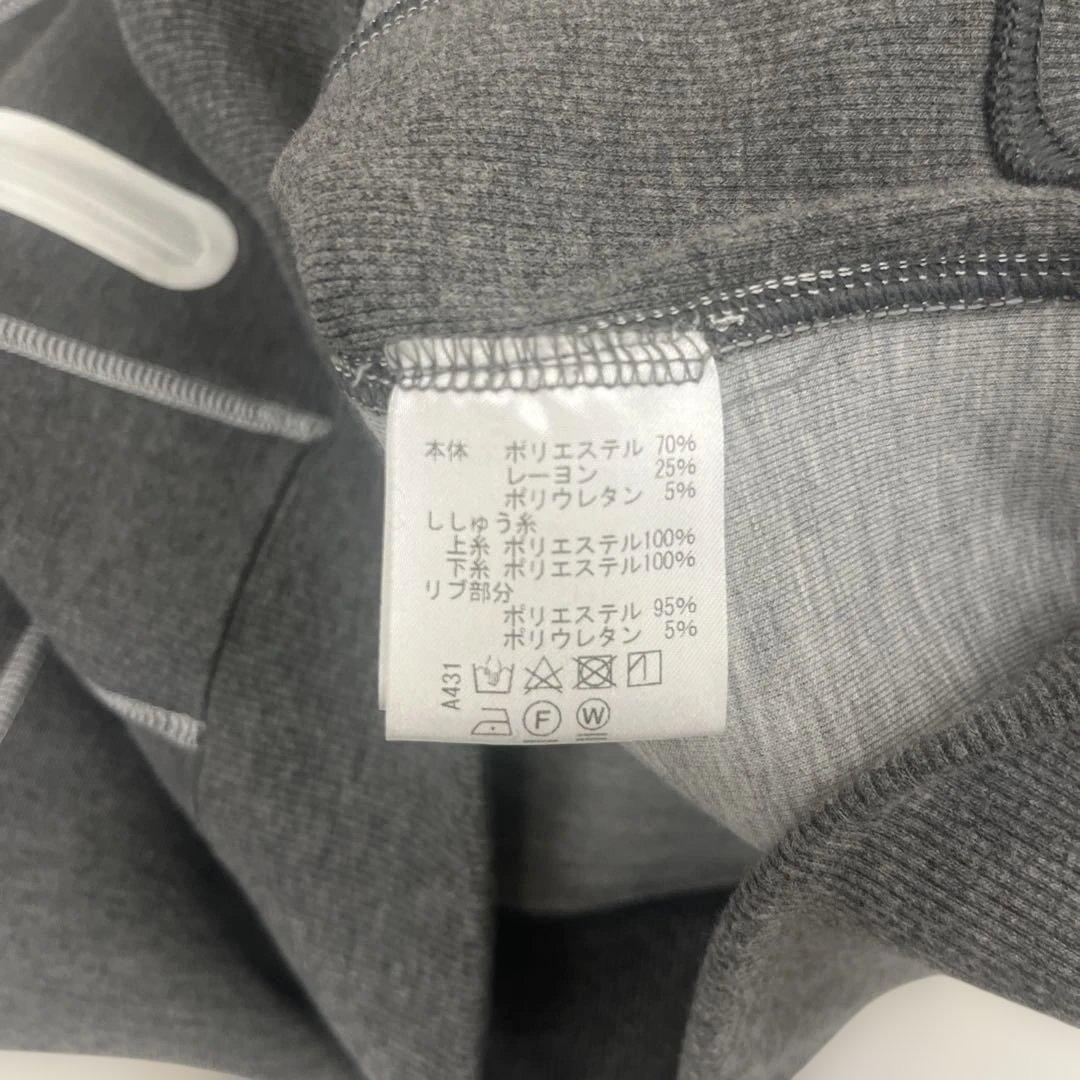 美品！ビバハート　フルジップパーカー　ストレッチ素材　48