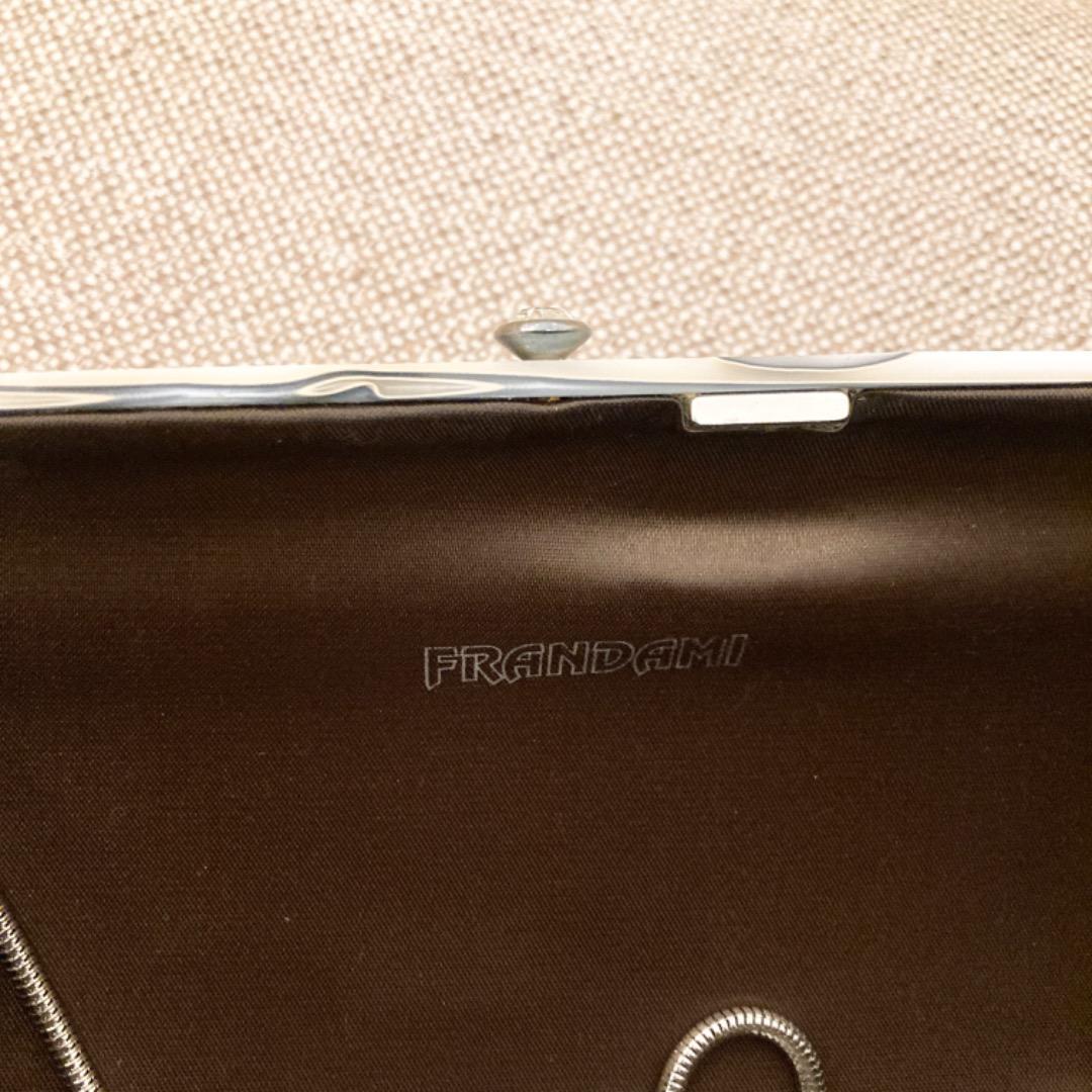 【美品】マーブル　クラッチバッグ　SVストラップ付き