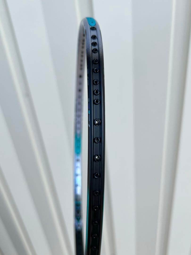 【美品】YONEXアストロクス88Dプロ4UG5 3AX88D-P