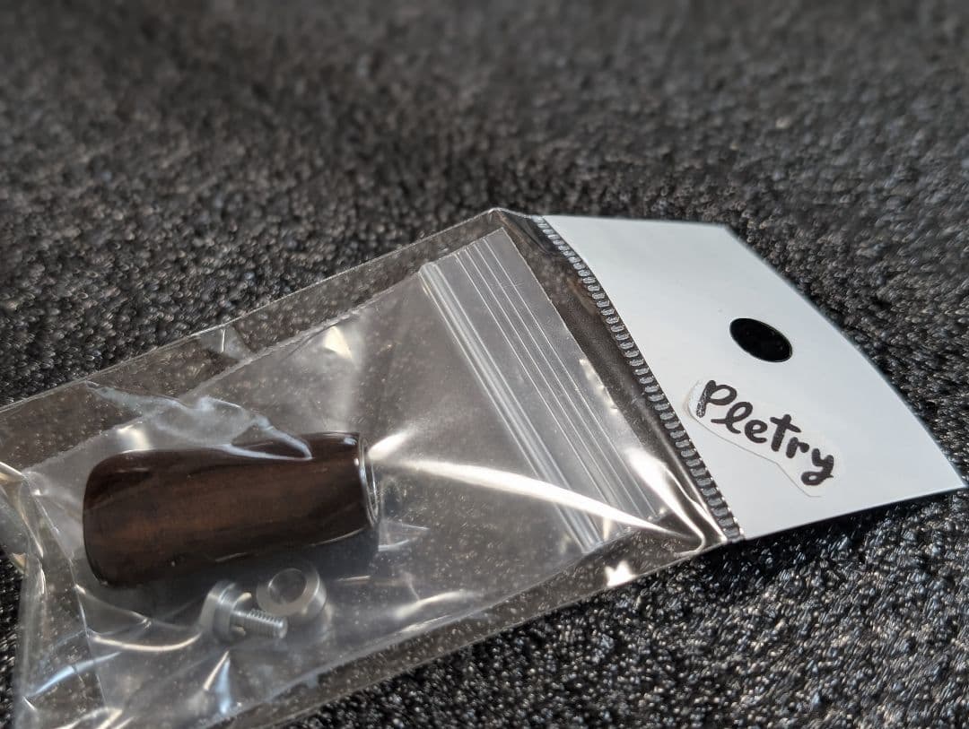 【美品】ダイワ AIRITY SF2000SS-H リール新品ノブ付き