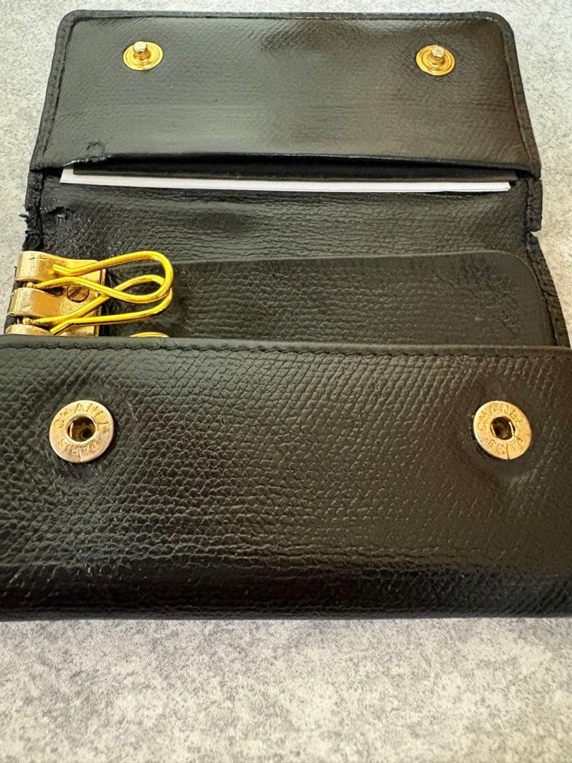 t*o様 (正規品)CHANEL ブラック 本革レザー 6連キーケース