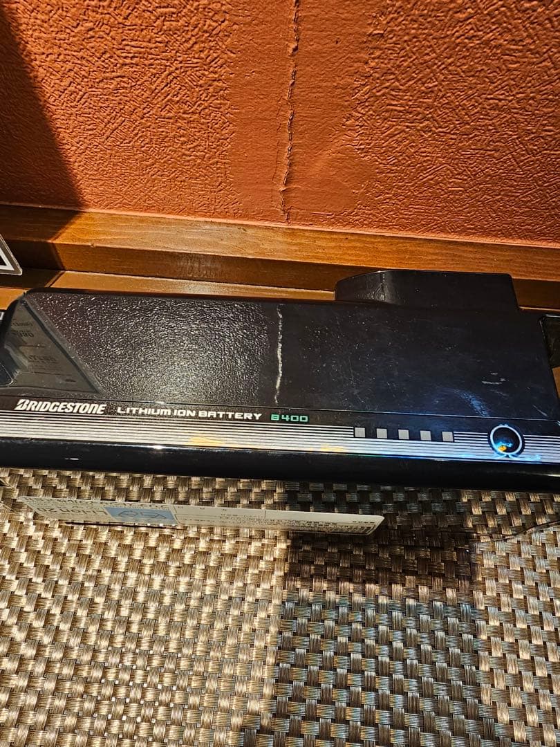 アルベルトe S型27インチ