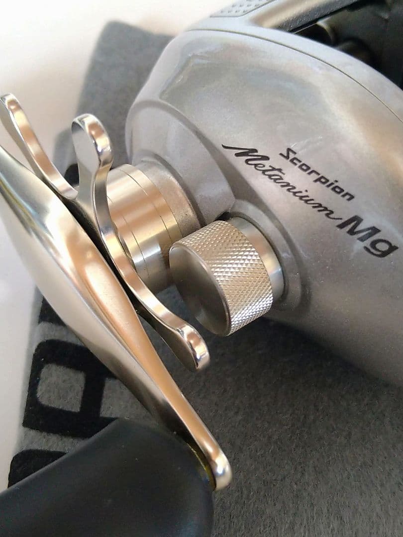 ​極希少 新品未使用 シマノ 00メタニウムMg 左 付属品完備 デッドストック