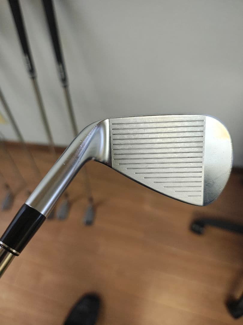 ゆりっち　SRIXON zxi7 5〜pw 店印保証書有り DG S200