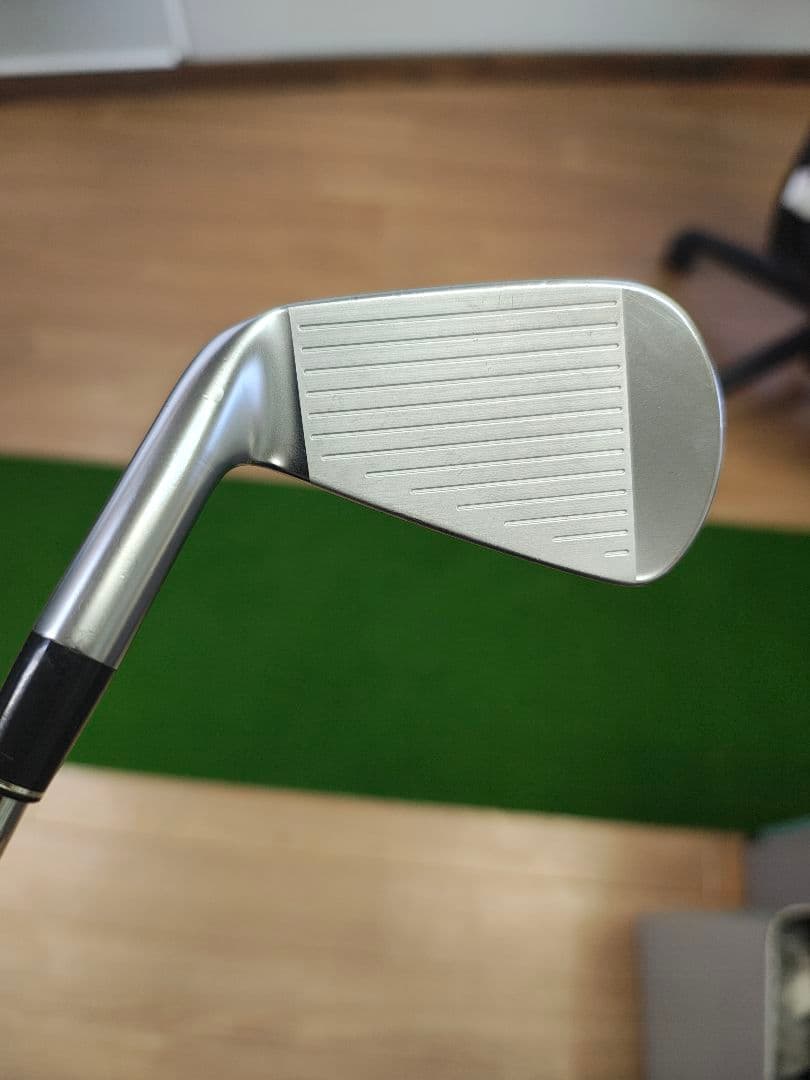 ゆりっち　SRIXON zxi7 5〜pw 店印保証書有り DG S200