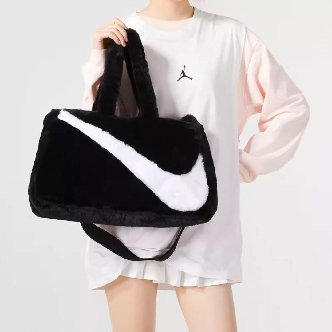 【完売品】 NIKE W NSW FX FUR TOTE HO23 BLACK