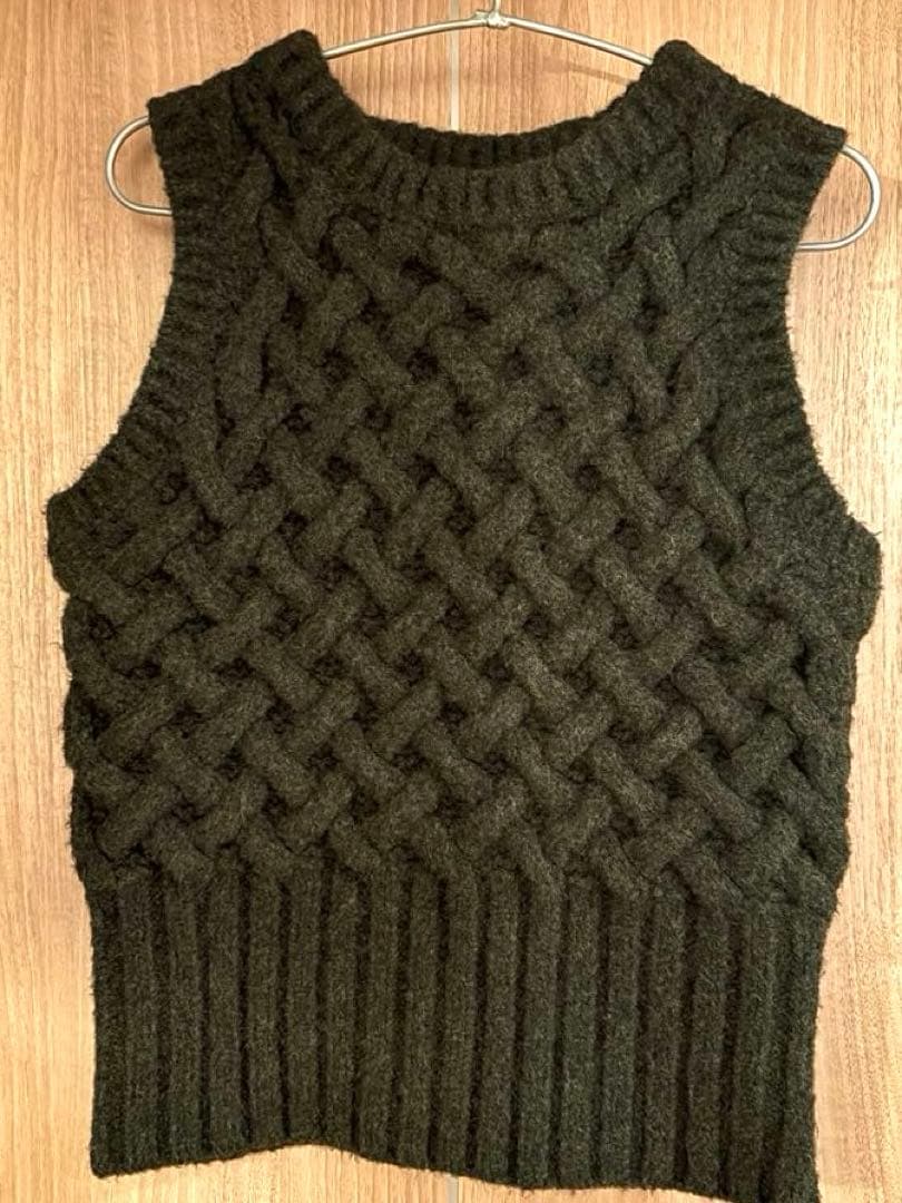 値下げしました⭐︎TELOPLAN ニットベスト　グリーン