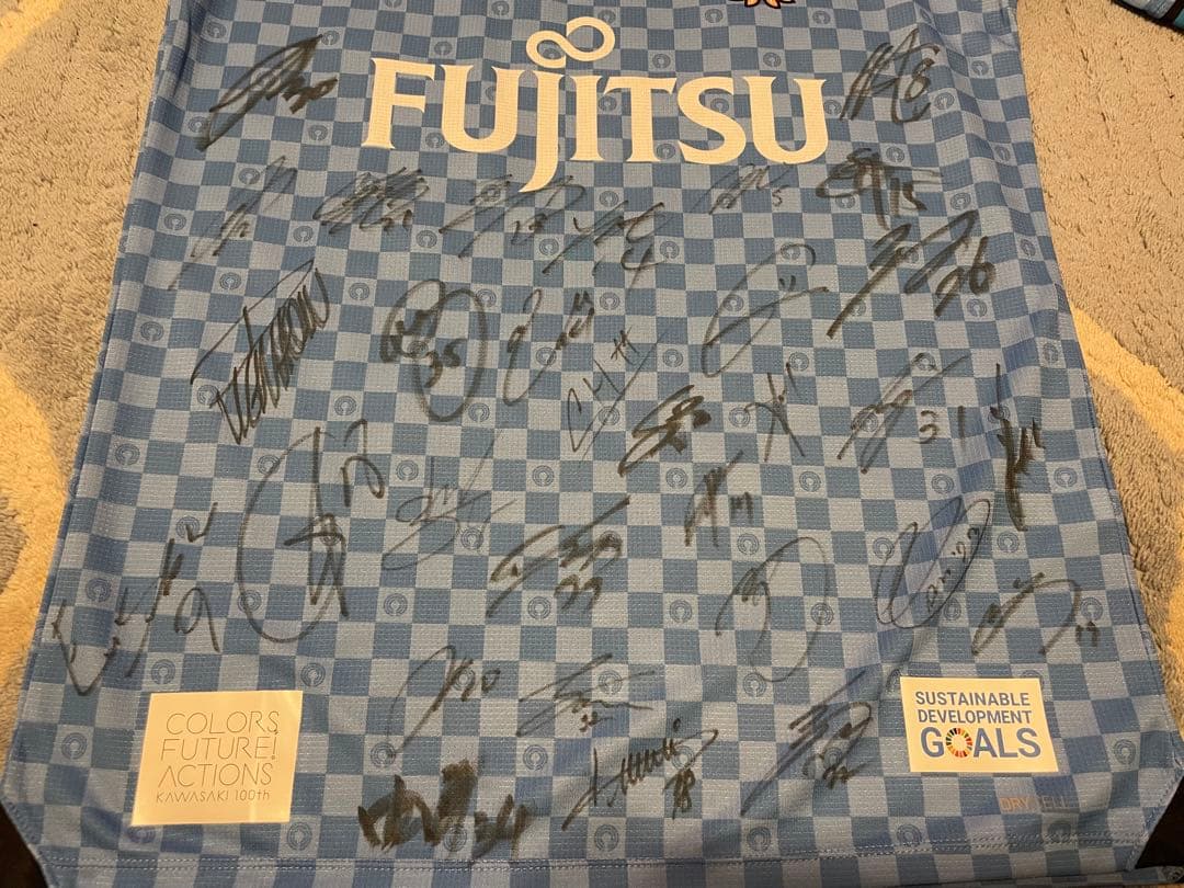 ⭐︎今シーズン川崎フロンターレ31名選手サイン入りユニフォーム⭐︎