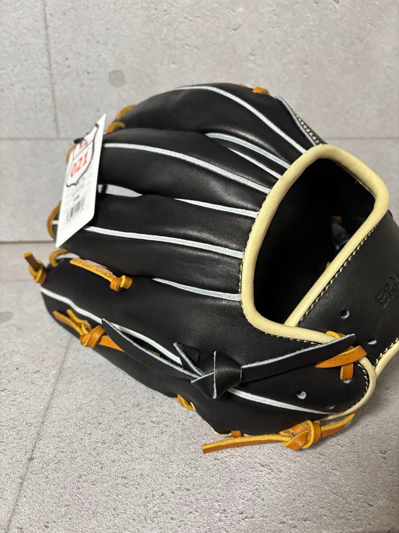 アトムズ　ACN-021 021型軟式用　内野手用　牧秀吾選手愛用メーカー人気型