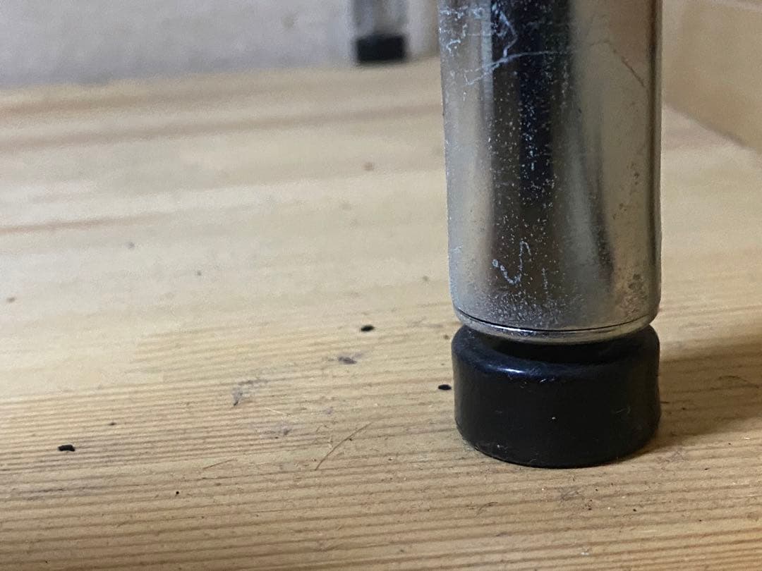 4段スチールラック 高さ調整可能　ERECTA