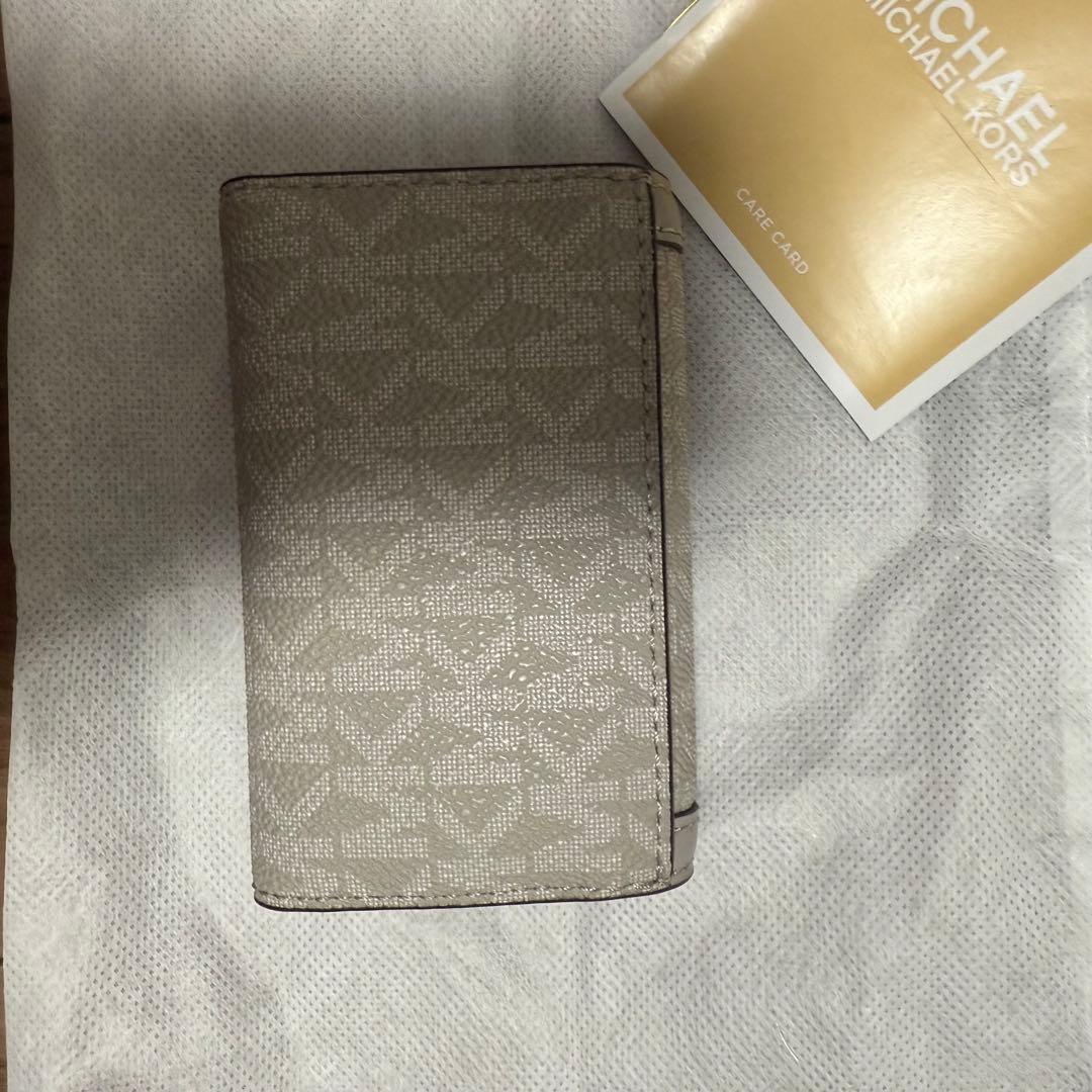 MICHAEL KORS レザーキーケース グレー