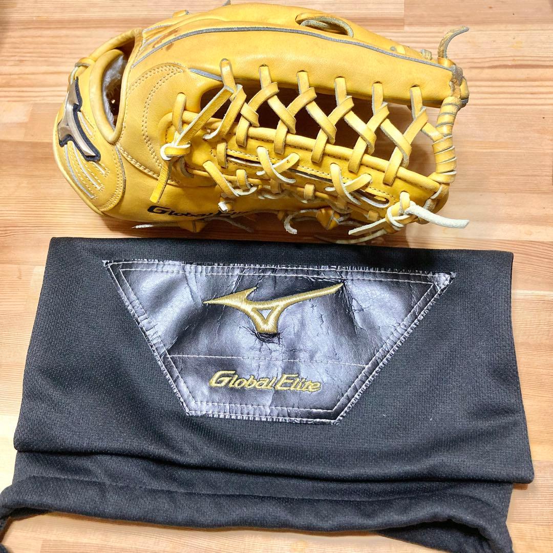 専用収納袋付き　ミズノ　グローバルエリート　軟式　外野手　野球　ベースボール