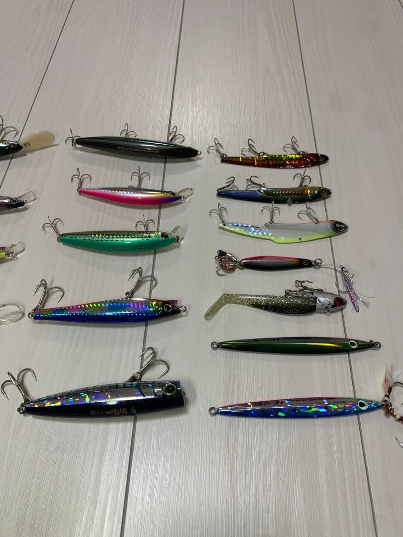 青物ルアー19個セット　撃投ジグ2個　ケース付き　引退セット