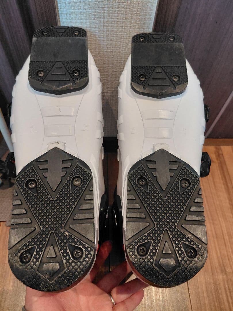 SWALLOW 学生/女性・小柄な男性用 スキーセット メンテ・WAX済み✔