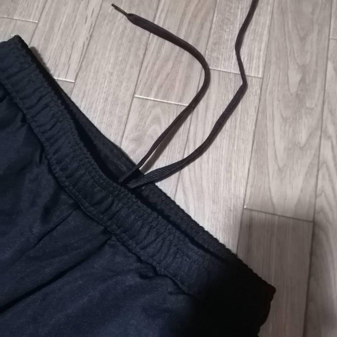 【残りわずか】新品　adidas 新ジャージ上下セット Lサイズ 黒　正規品