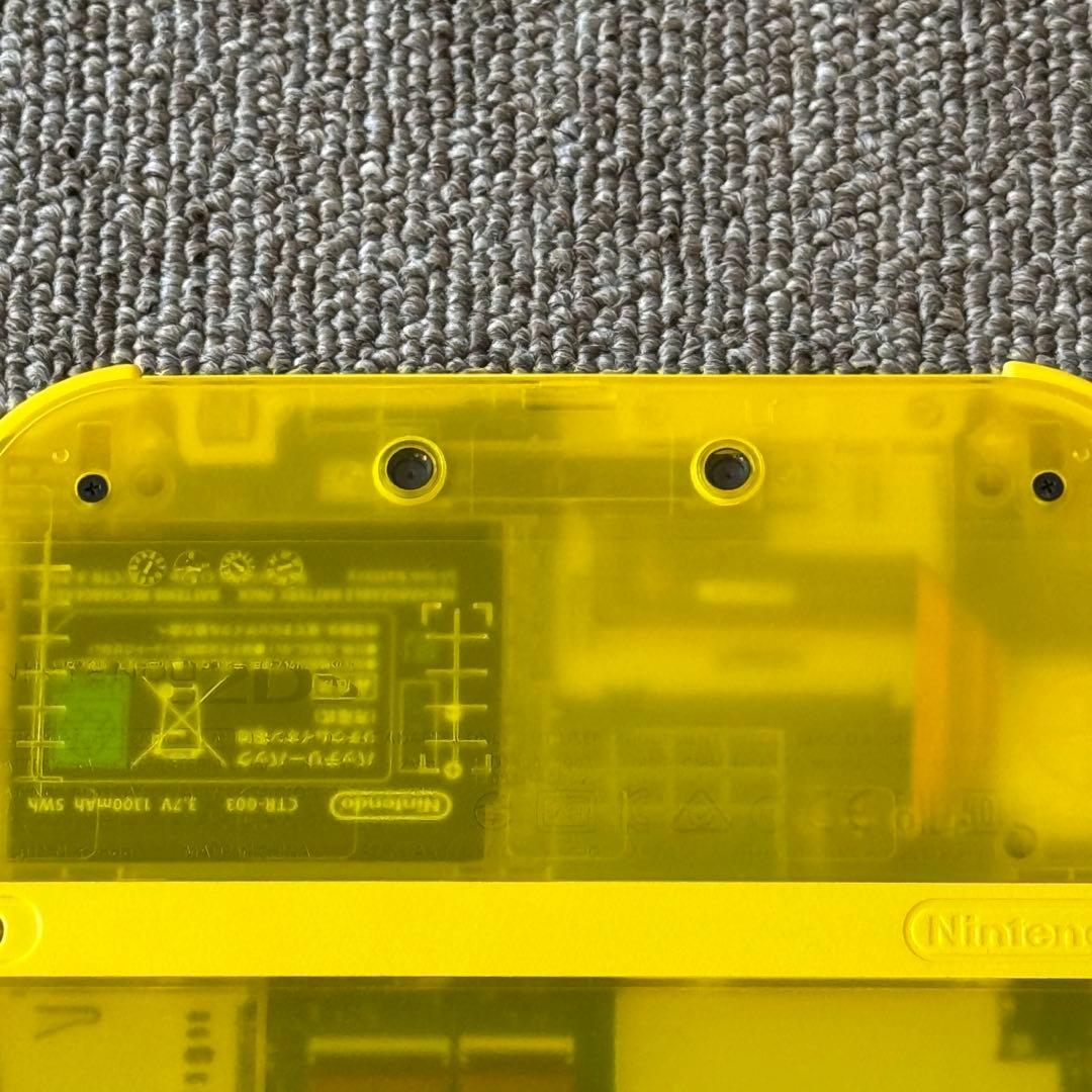 【ほぼ未使用】ニンテンドー2DS ポケットモンスター ピカチュウ 箱付き