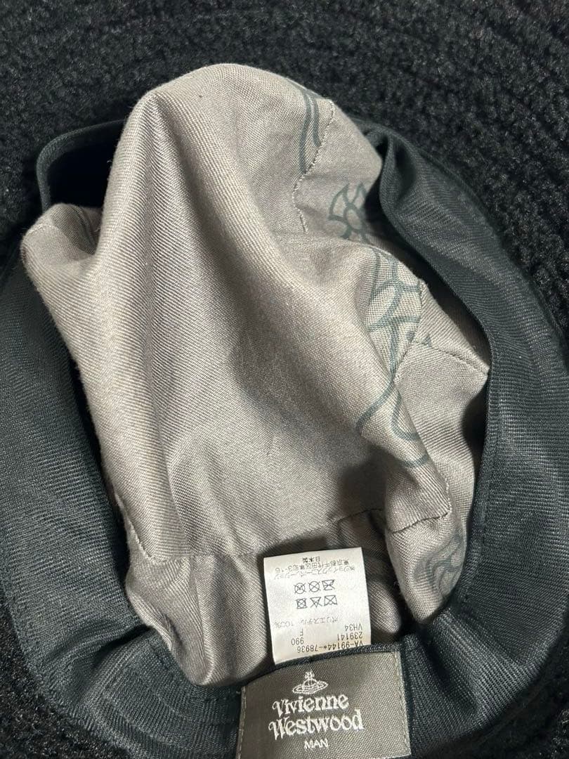 ヴィヴィアン ウェストウッド 帽子 ボア 黒 オーブ刺繍 バケットハット