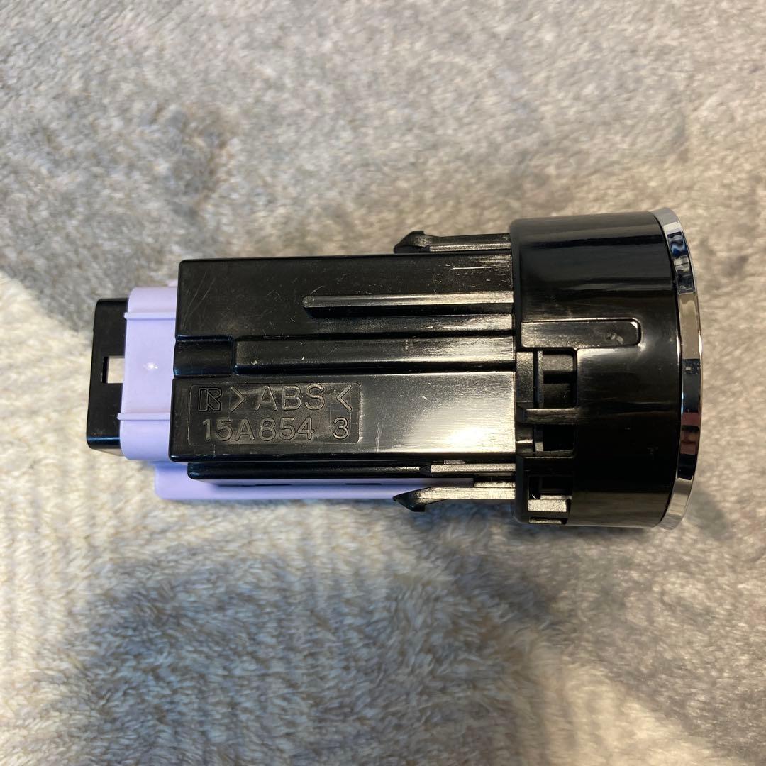 TRD パワーオンオフスイッチ 30プリウスに使用してました　中古品