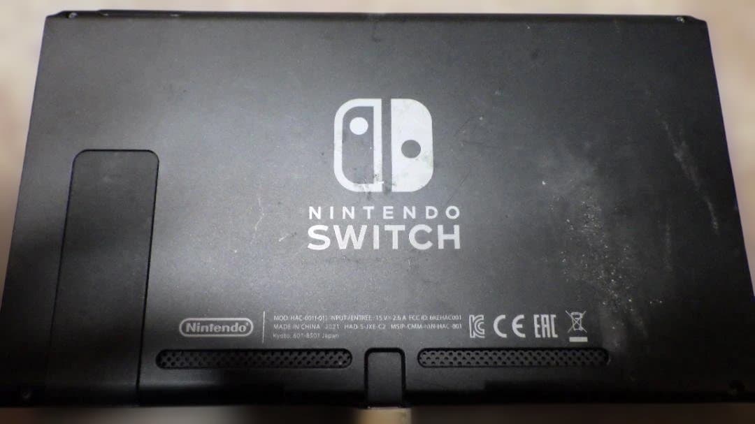 d*7様 Nintendo Switch 本体 任天堂　スイッチ　付属品なし