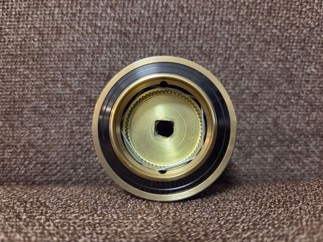 【美品・傷無】ダイワ　17セオリー　2508PE-H　純正スプール