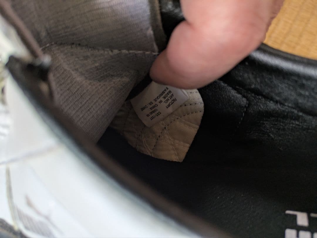 PUMA サッカーシューズ ホワイト/ブラック