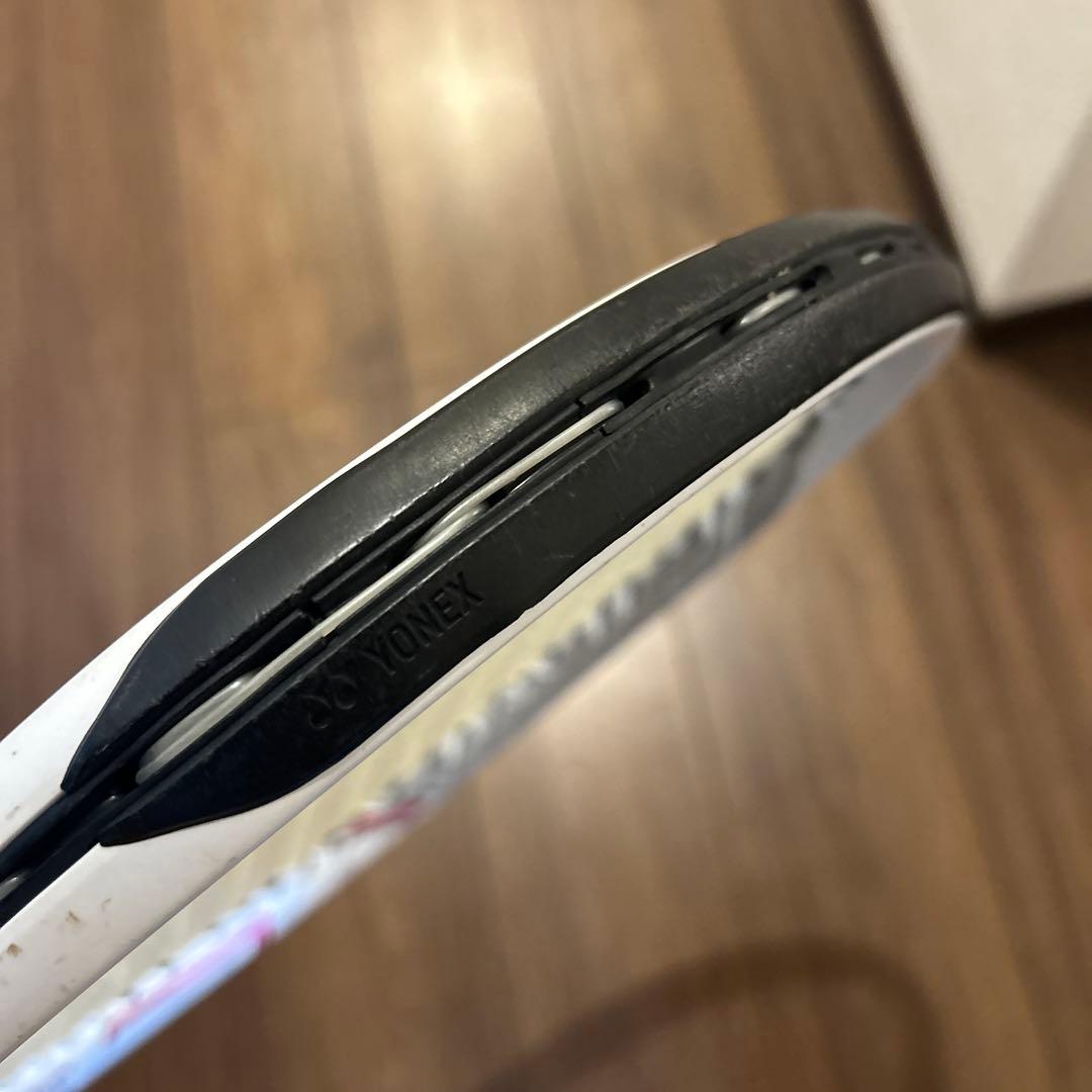 大坂なおみモデル YONEX EZONE ホワイト/ピンク