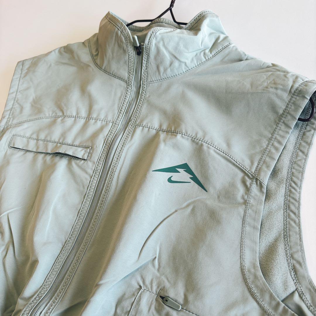 【新品】ナイキ ベスト トレイル レペル ランニングベスト 撥水 L