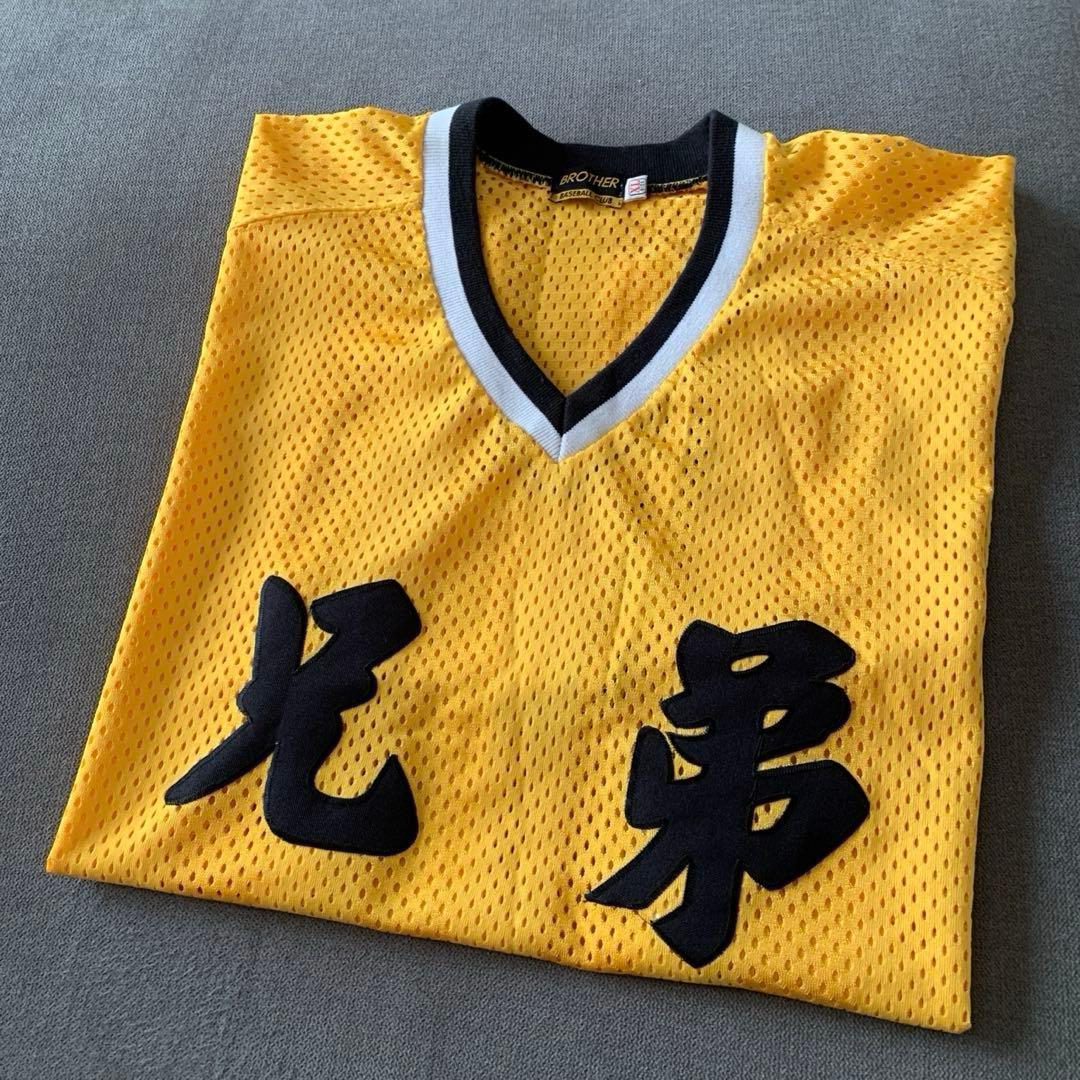 台湾 プロ野球 Ｔシャツ　兄弟エレファンツ　　　　size XL