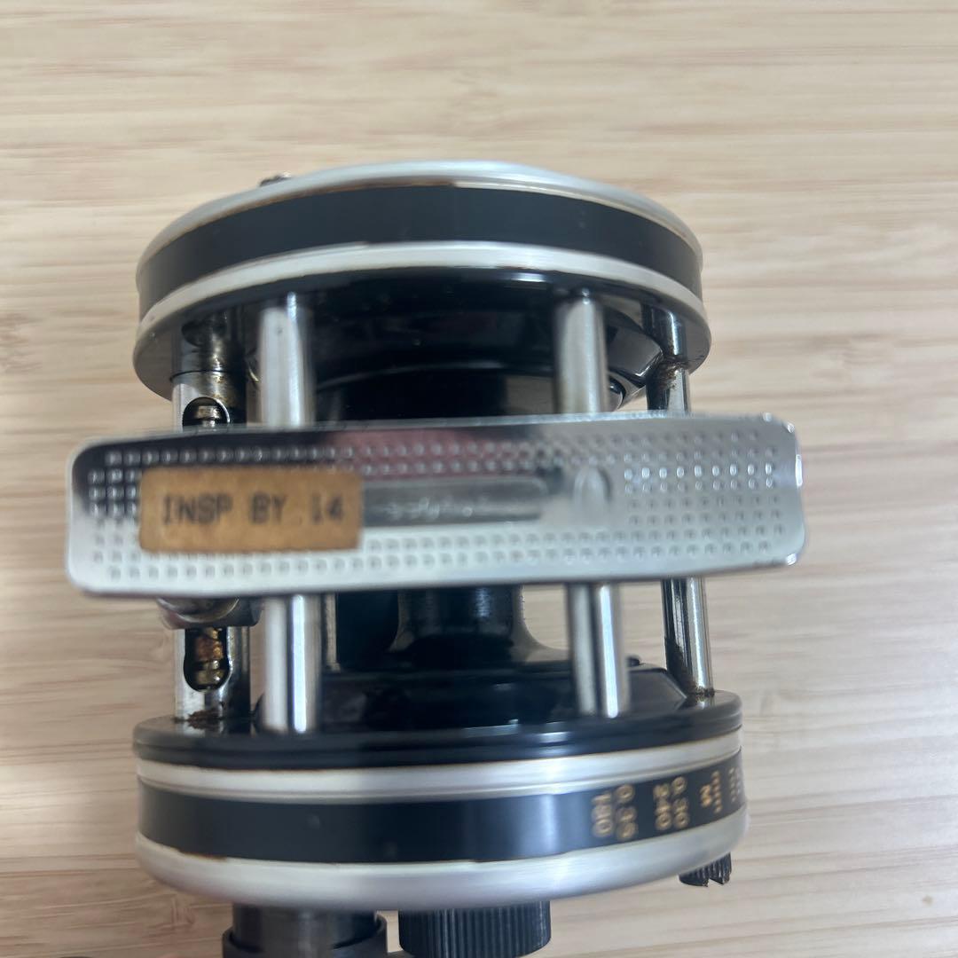 Abu Garcia アブ アンバサダー 5500-C3 ベイトリール