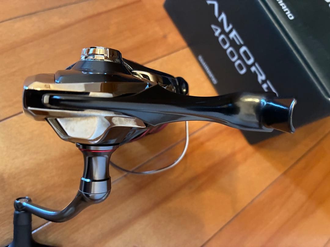 美品　20シマノ　ヴァンフォード4000