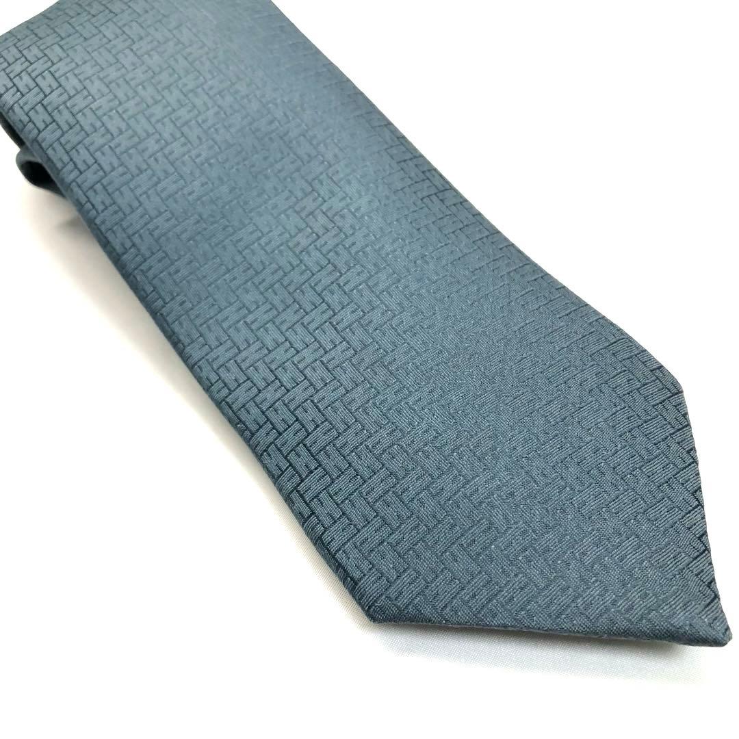 美品✨　HERMES エルメス ネクタイ H柄　ブルー系　最高級　シルク　箱付き