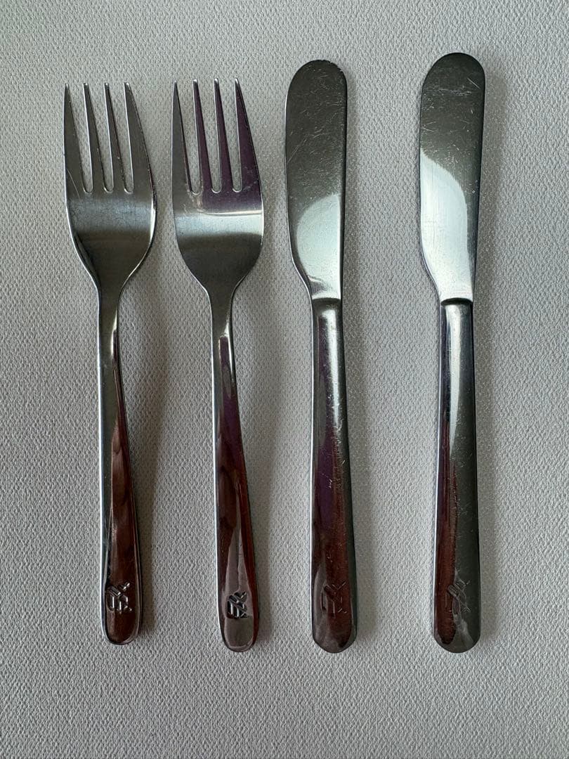 12社航空会社ステンレス製カトラリーセット 84点