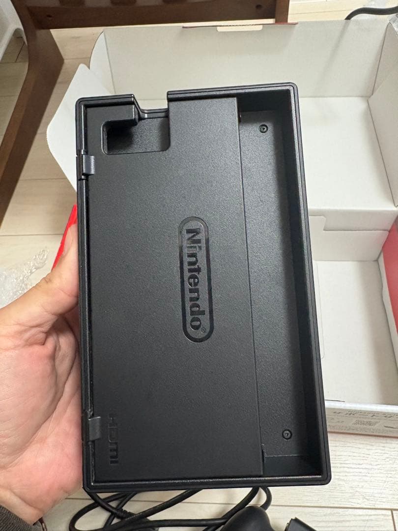 バッテリー強化版 Nintendo Switch ネオンブルーネオンレッド 本体