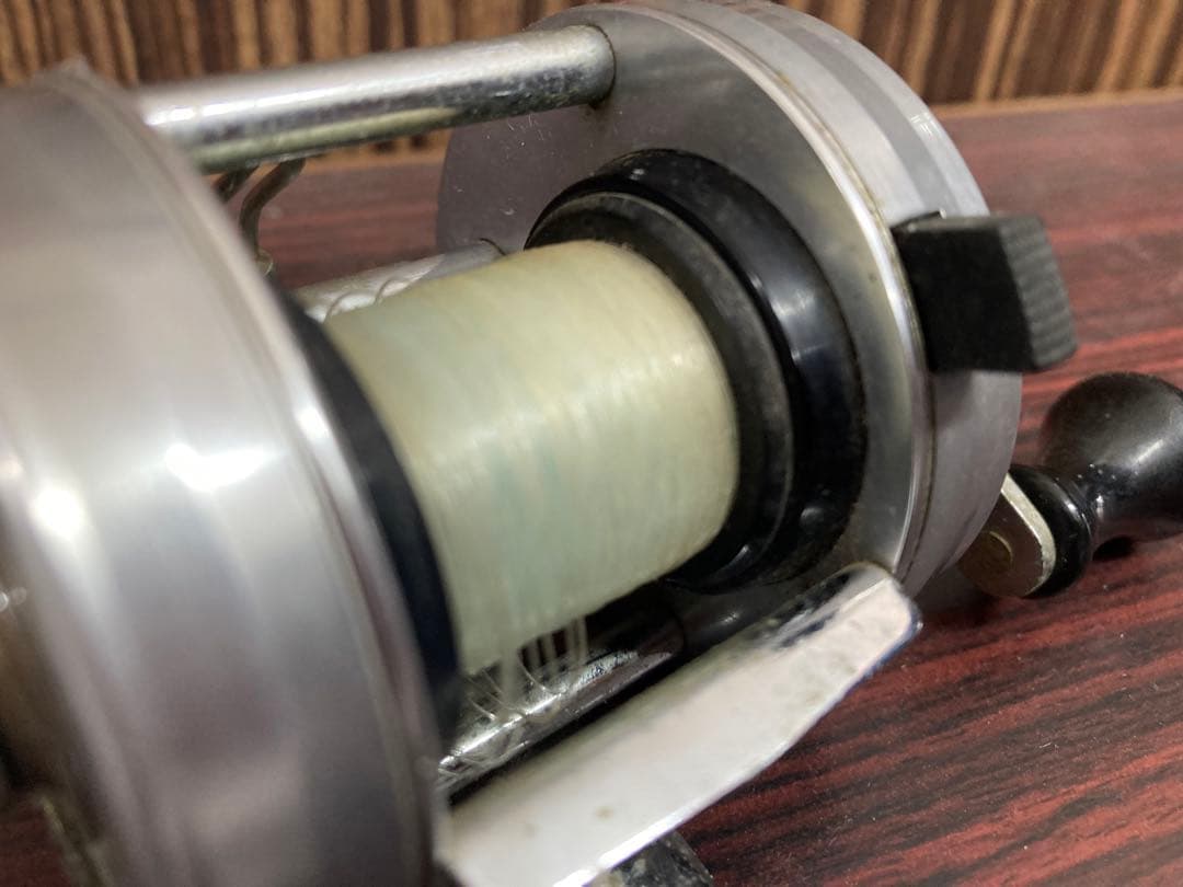 アブガルシア　アンバサダー　2500c ブロンズプレート