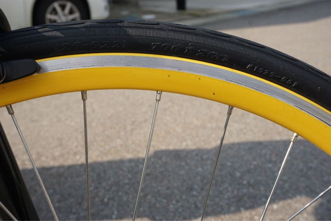 ピストバイク ブラック×イエロー シンプル 通勤 通学　FOLK