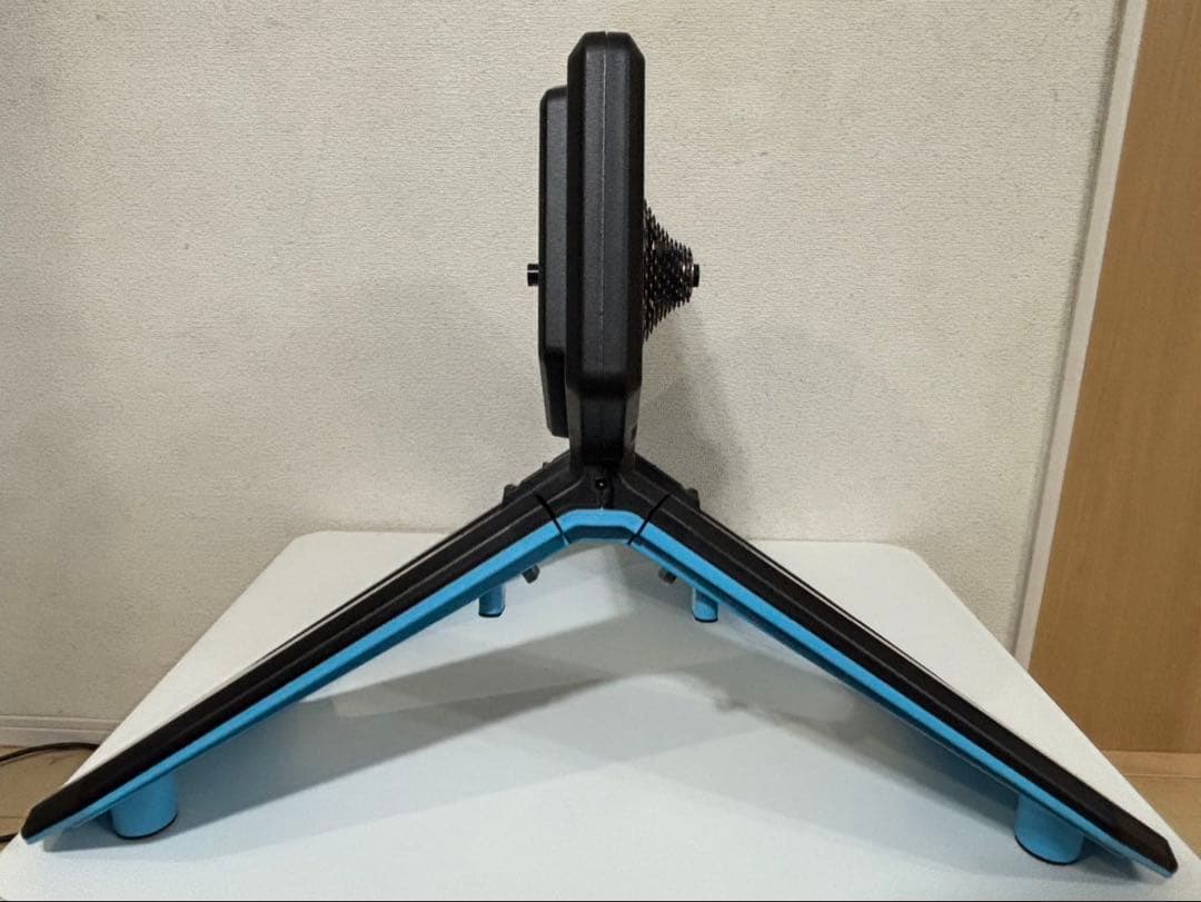 Tacx smart Neo 2T スマートローラー ローラー台