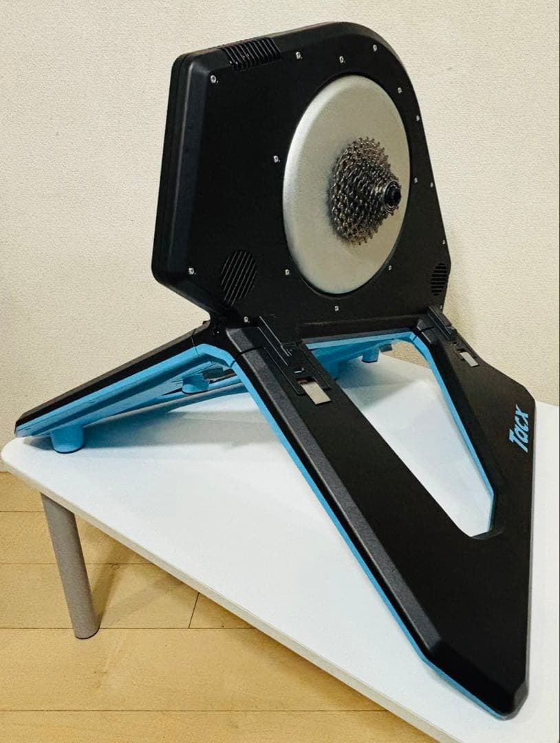 Tacx smart Neo 2T スマートローラー ローラー台