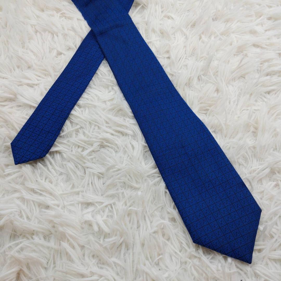 ★美品★ フェンディ高級シルクネクタイ ズッカ柄 インクブルー